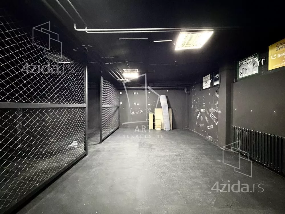 Lokal | 4zida