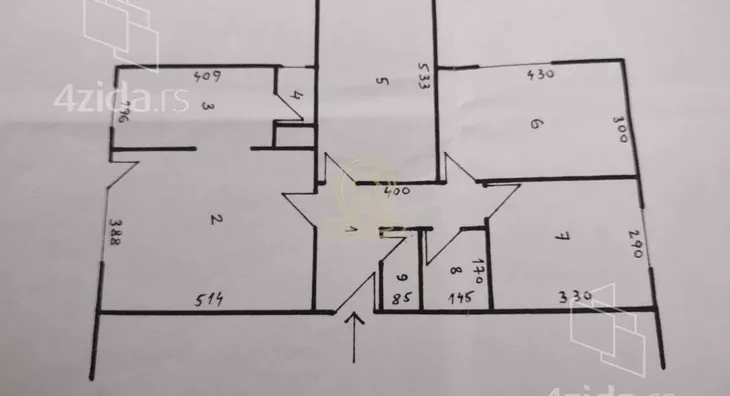 Troiposoban stan | 4zida