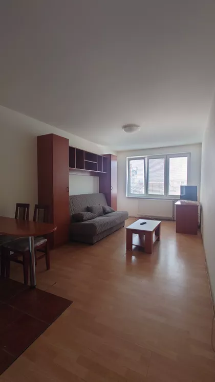 Vašarište | 4zida.rs