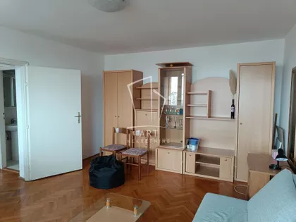 Bulevar Maršala Tolbuhina | 4zida.rs