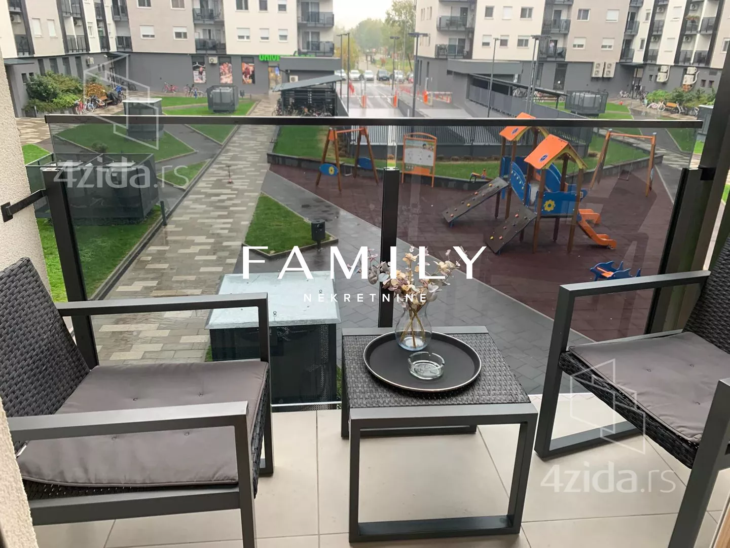 Dvoiposoban stan | 4zida