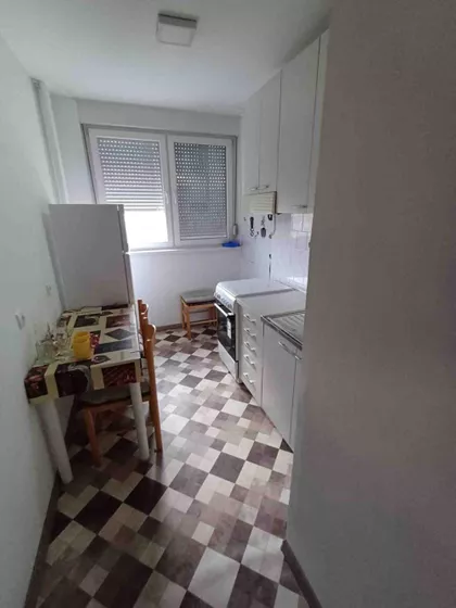 Pariske komune | 4zida.rs