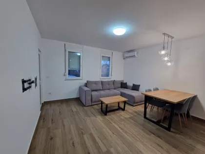 Gradske lokacije | 4zida.rs