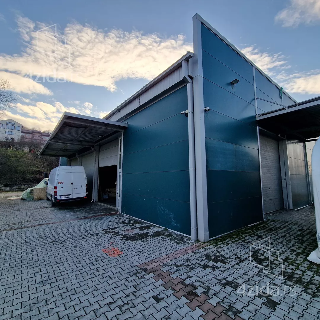 Poslovni prostor | 4zida