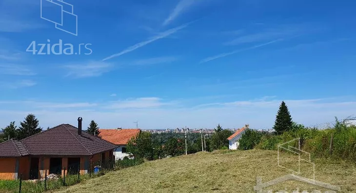 Plac | 4zida