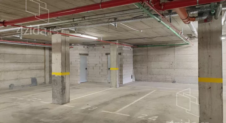 Parking | 4zida