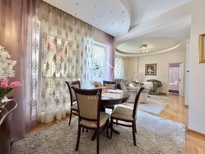 Dragana Rakića | 4zida.rs