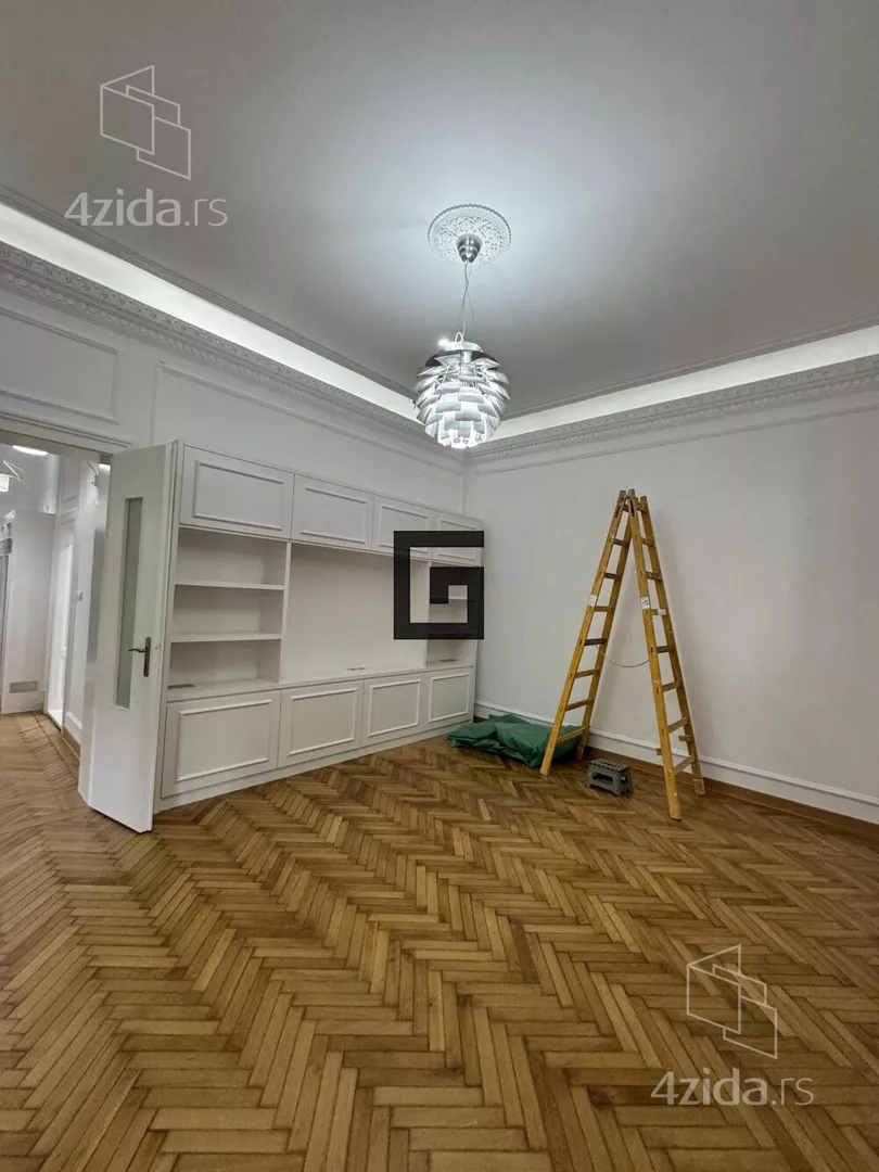 Četvoroiposoban stan | 4zida