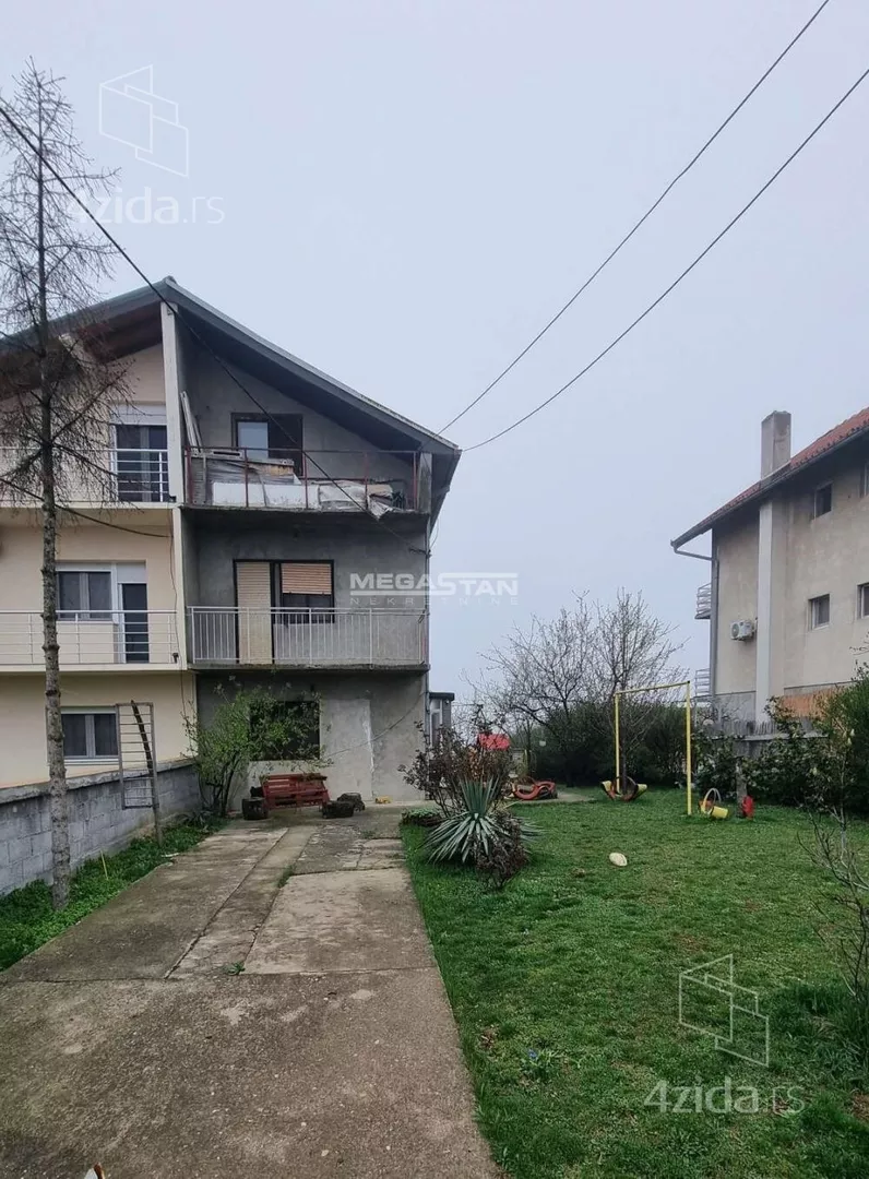 3-etažna kuća | 4zida