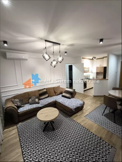 Južni Bulevar | 4zida.rs