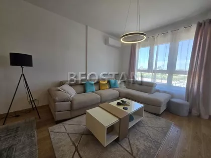 Tadija Sondermajera | 4zida.rs