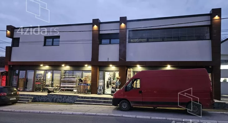 Poslovni prostor | 4zida