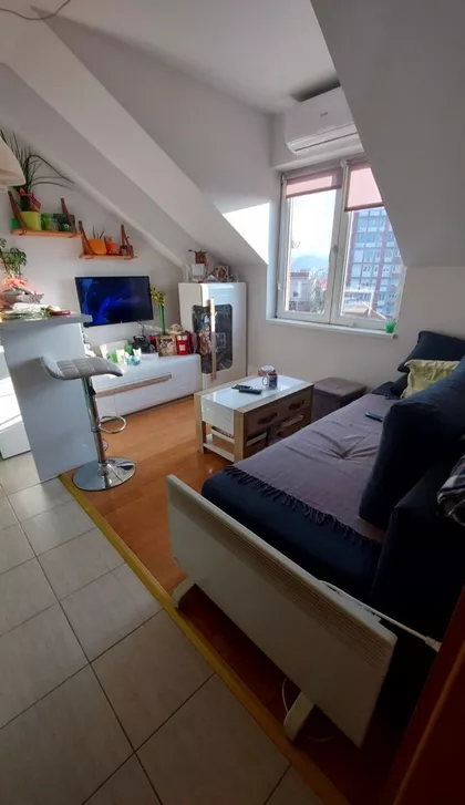 Studenička | 4zida.rs