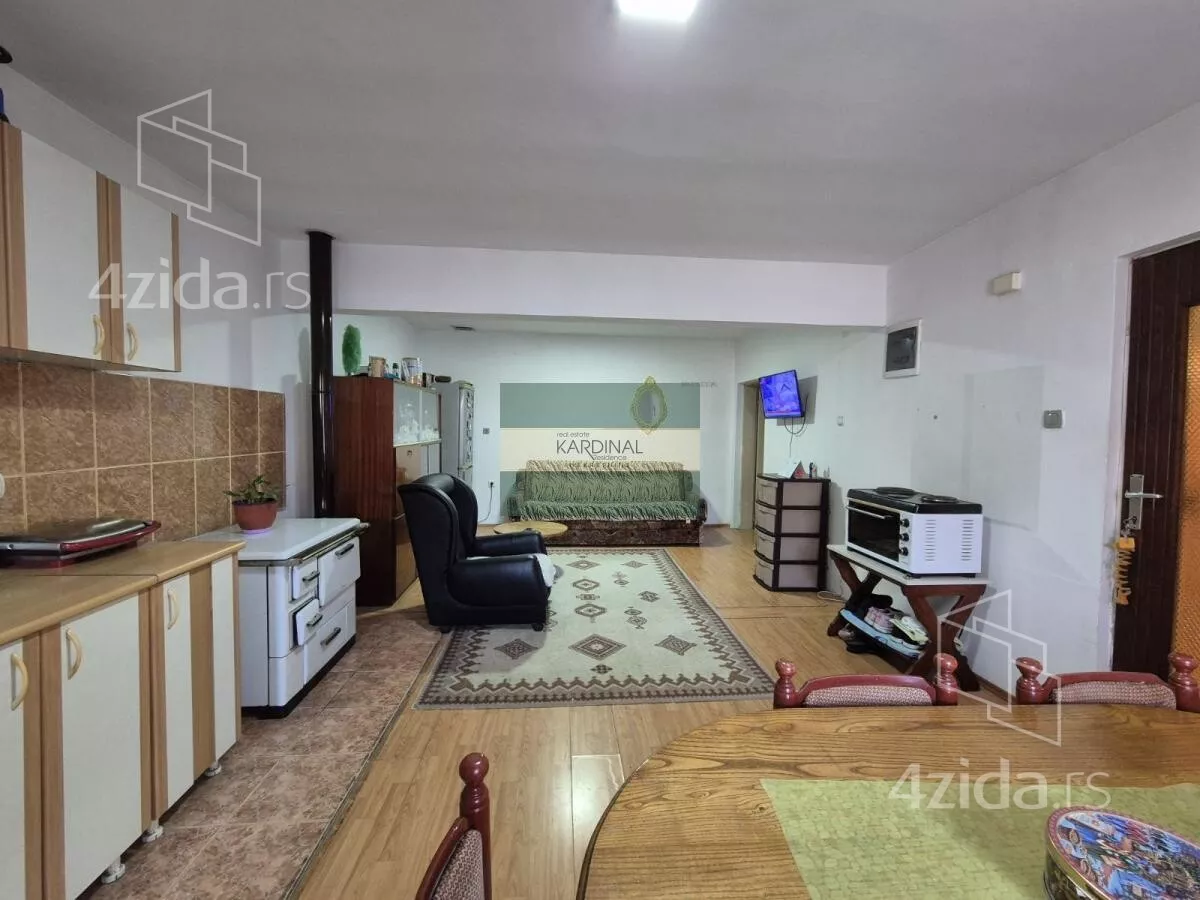 Kuća | 4zida