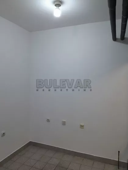 Obrenovićeva | 4zida.rs