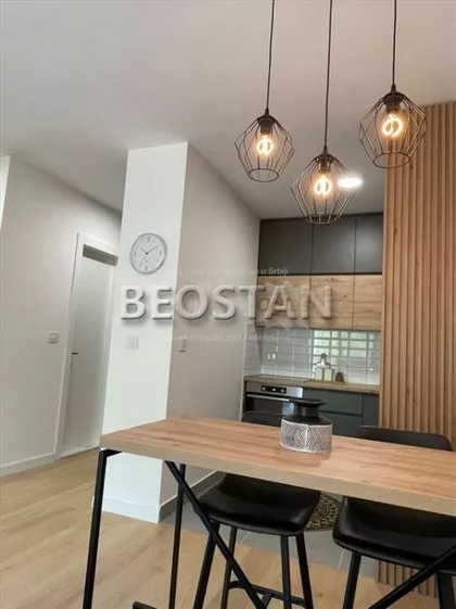 Tosin Bunar | 4zida.rs