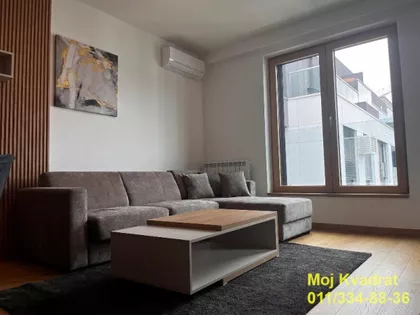 Tadije Sondermajera | 4zida.rs