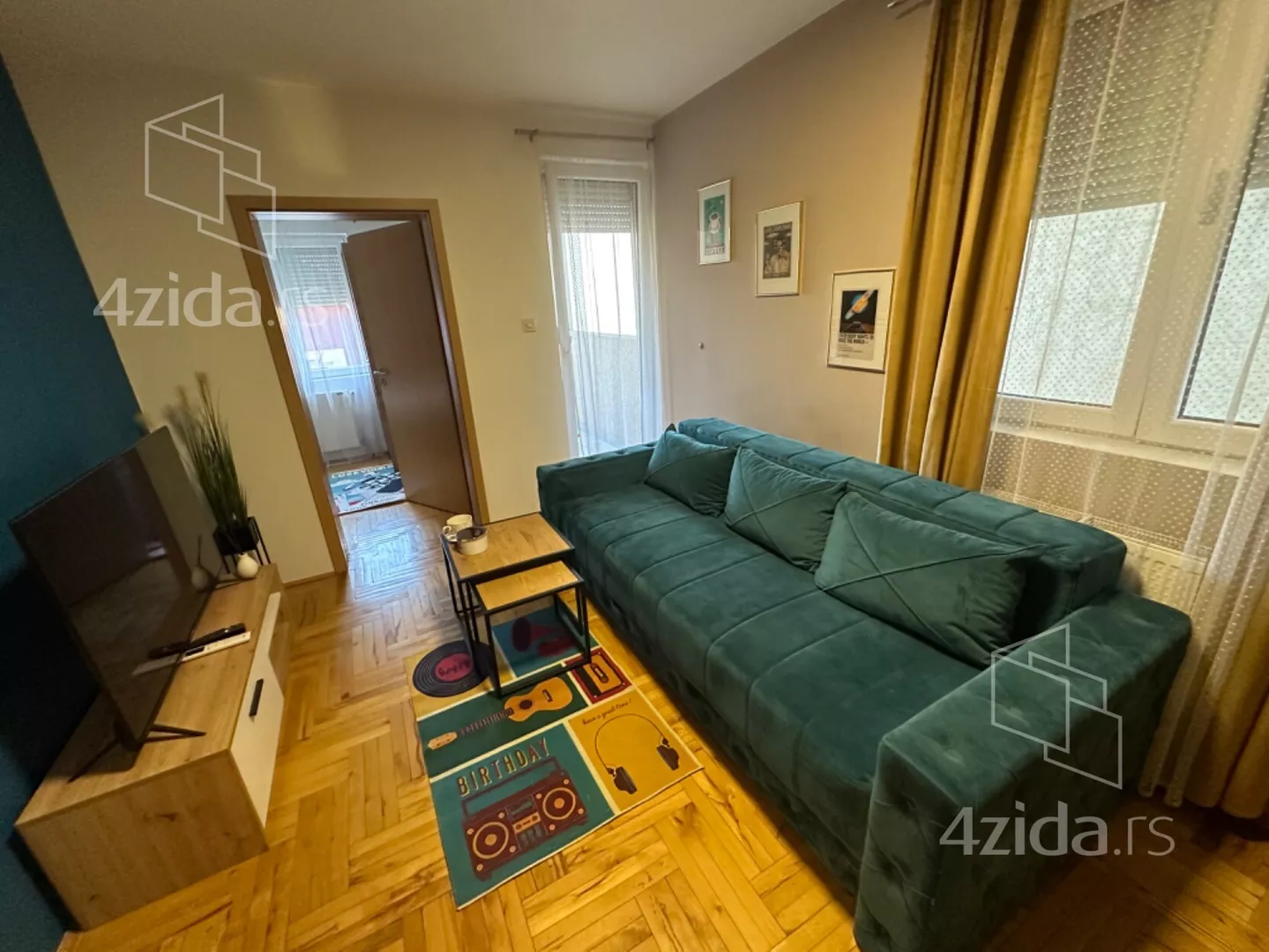 Jednoiposoban stan | 4zida