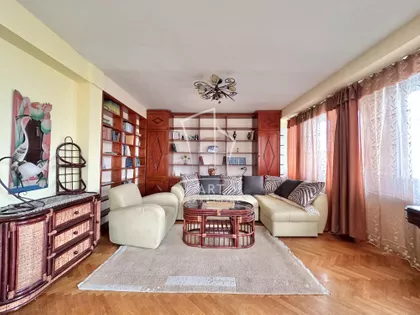 Hadži Ruvimova | 4zida.rs