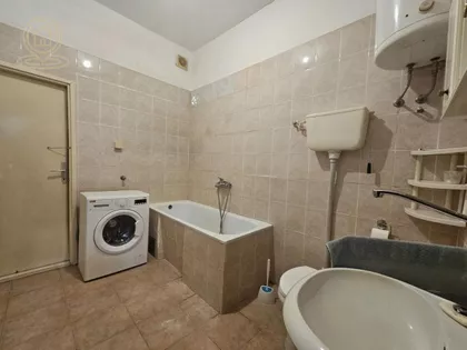 Pap Pavla | 4zida.rs