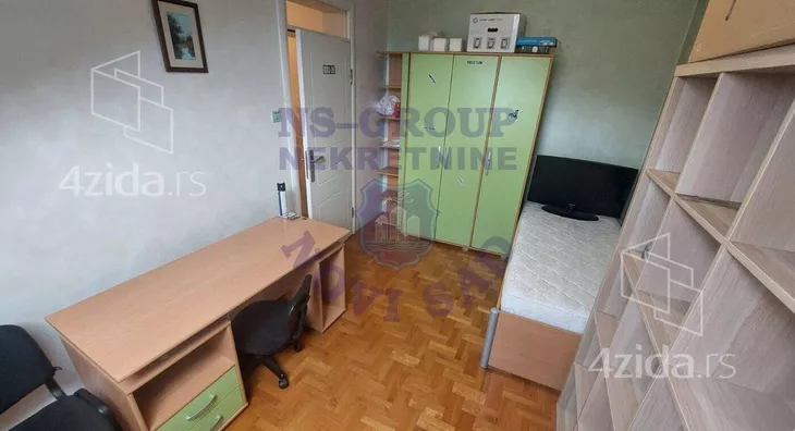 Petosoban stan | 4zida