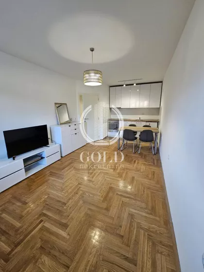 Novo Naselje | 4zida.rs