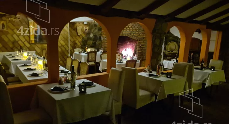 Ugostiteljski objekat | 4zida