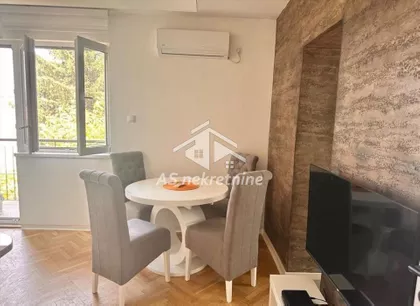 Učiteljsko Naselje | 4zida.rs