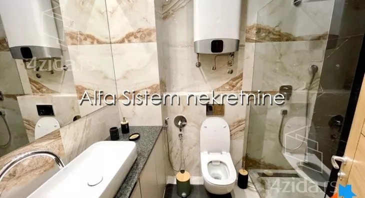 Petosoban stan | 4zida