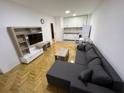 Toze Markovića 26 | 4zida.rs