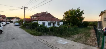 Justina Popovića 9 | 4zida.rs