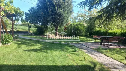 Nemenikuće | 4zida.rs