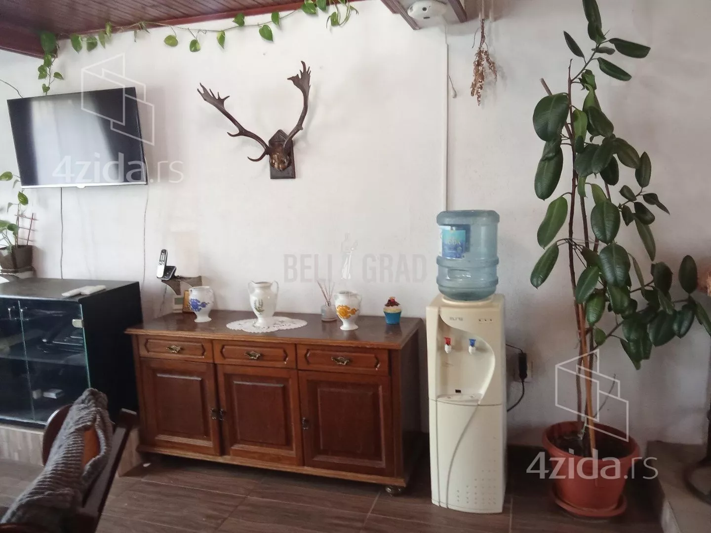 Kuća | 4zida