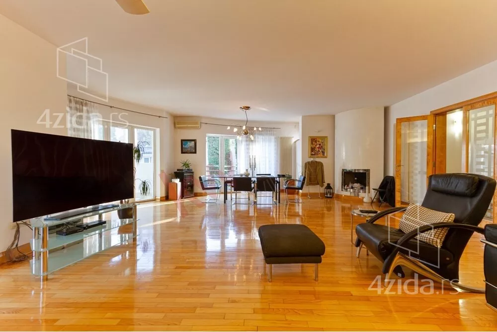 4-etažna kuća | 4zida