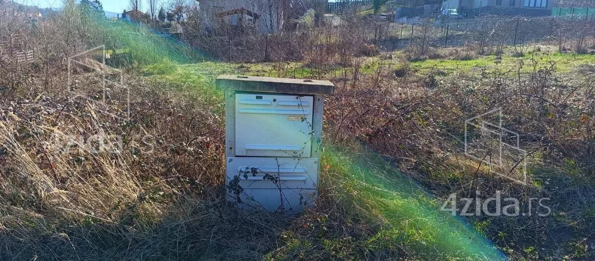 Plac | 4zida