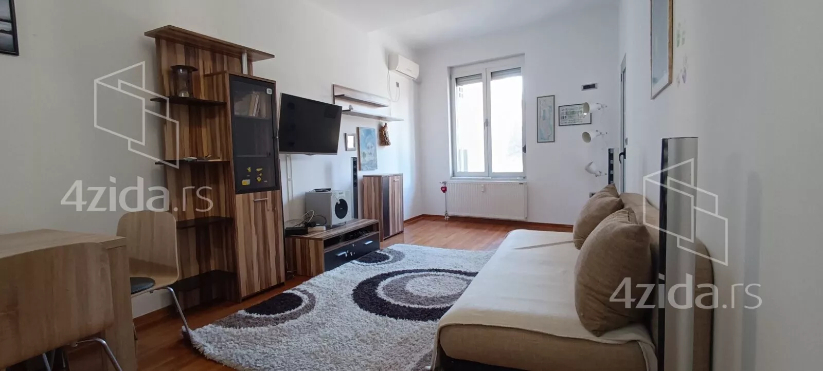 Dvoiposoban stan | 4zida