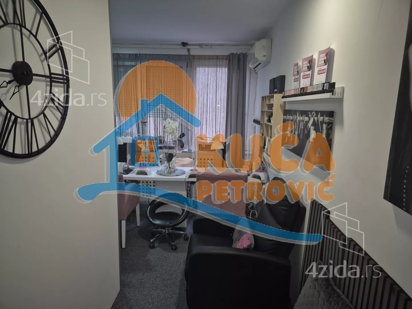 Lokal | 4zida