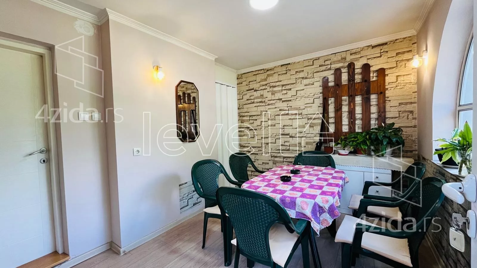 Kuća | 4zida