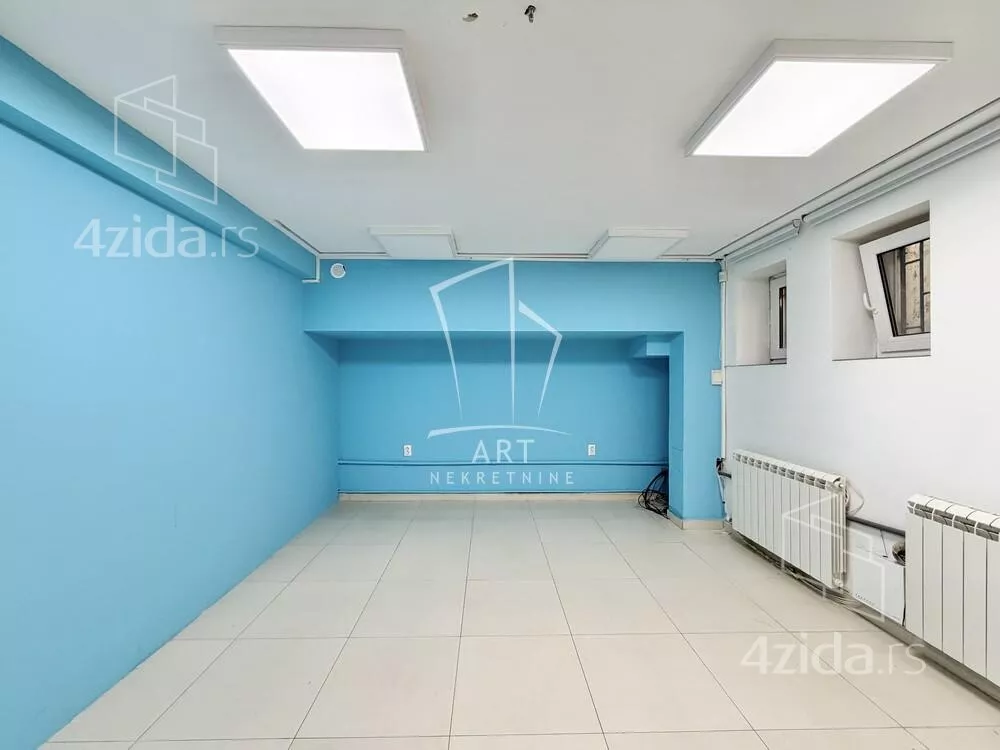 Lokal | 4zida