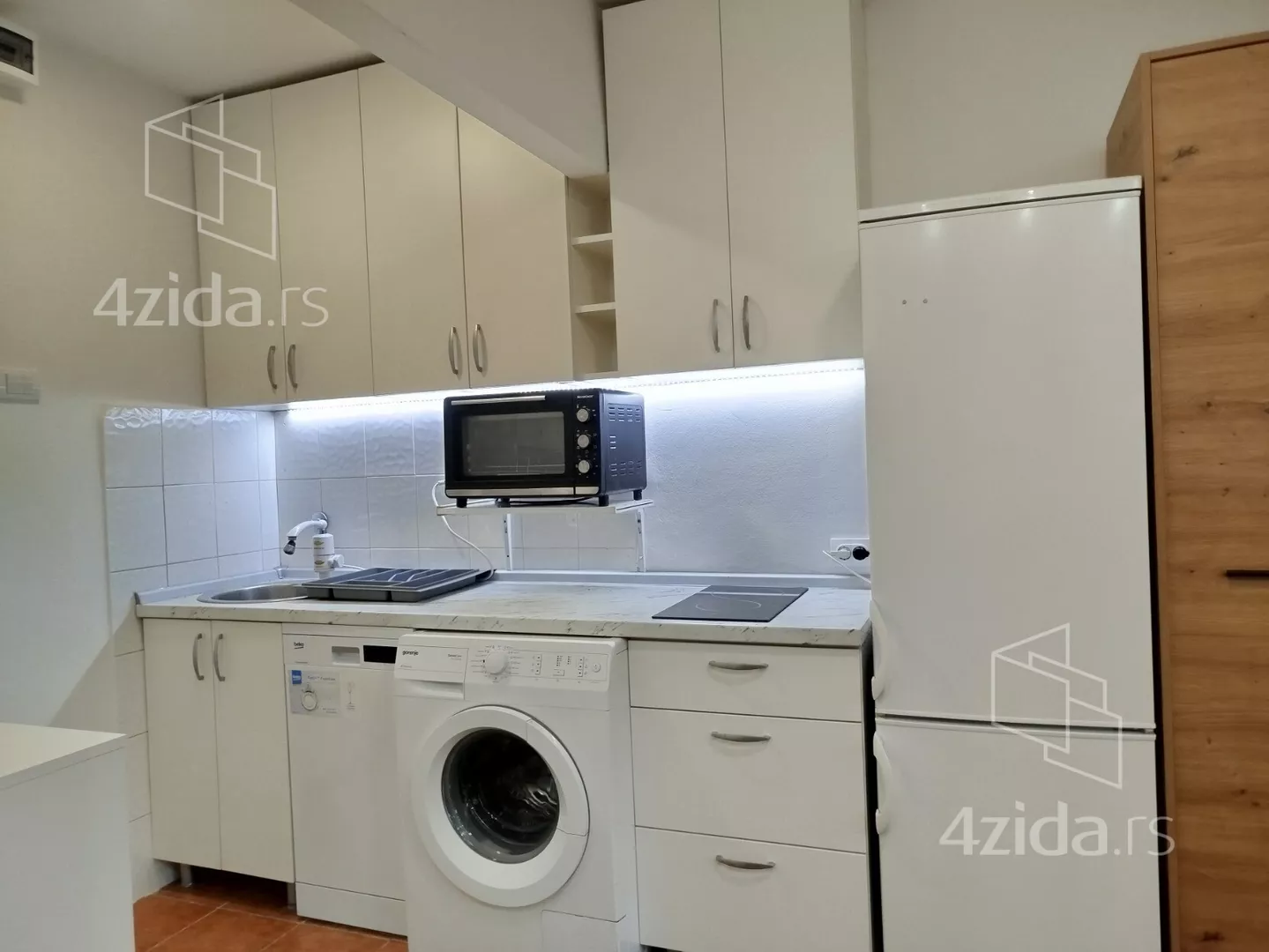 Garsonjera | 4zida