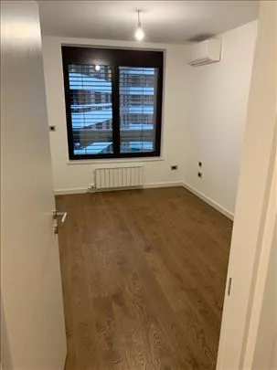 Omladinskih Brigada The one | 4zida.rs