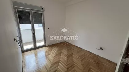 Crveni Krst Vračar | 4zida.rs