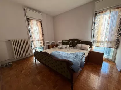 Džordža Vašingtona | 4zida.rs