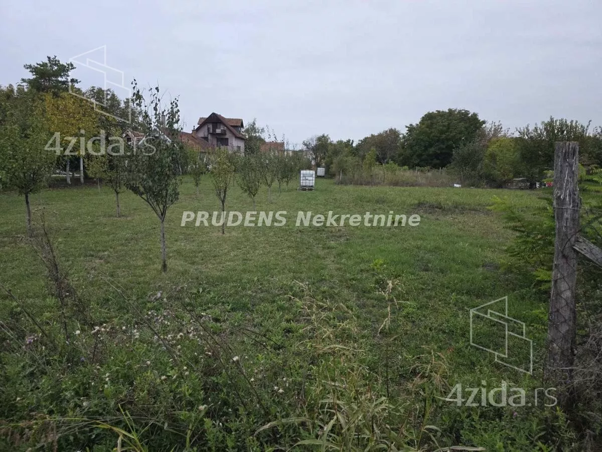 Plac | 4zida