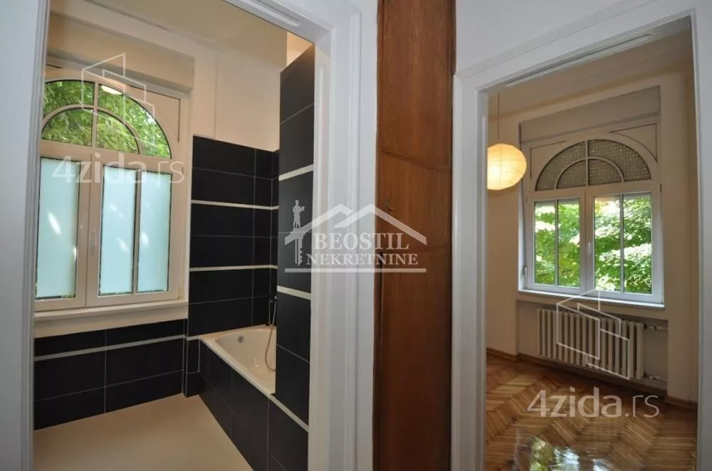 Šestosoban stan | 4zida