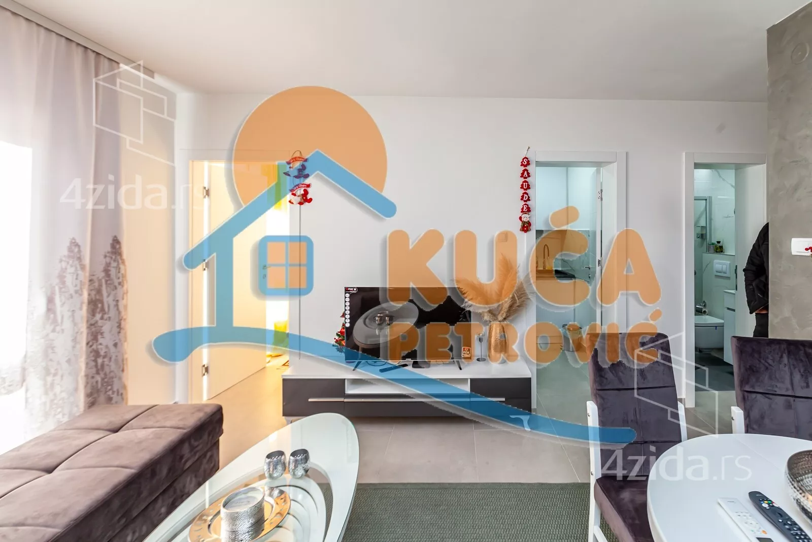 Dvoiposoban stan | 4zida