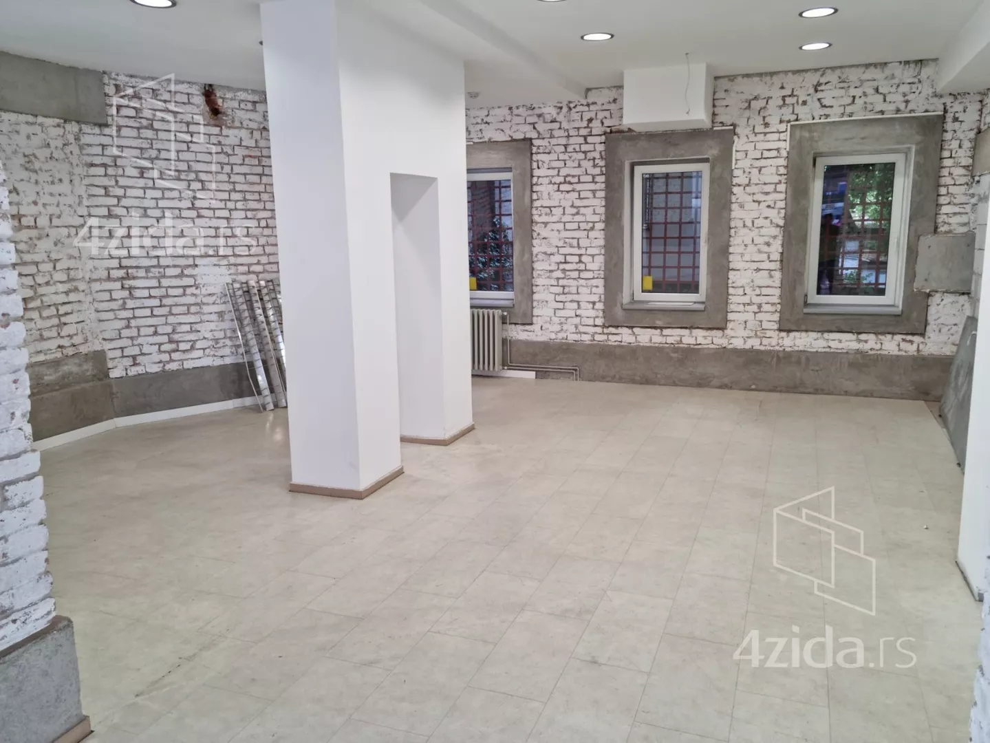 Poslovni prostor | 4zida