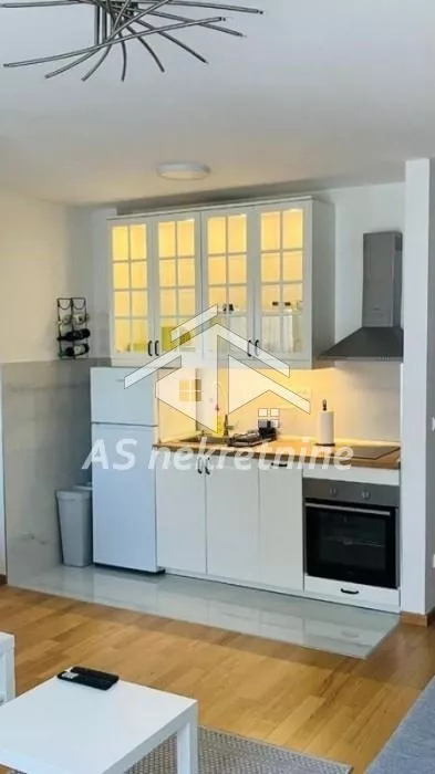 Gradska Bolnica | 4zida.rs