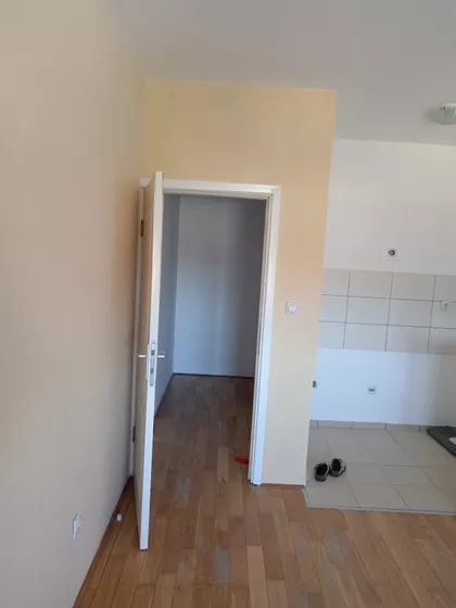 16 Divizije 2 | 4zida.rs