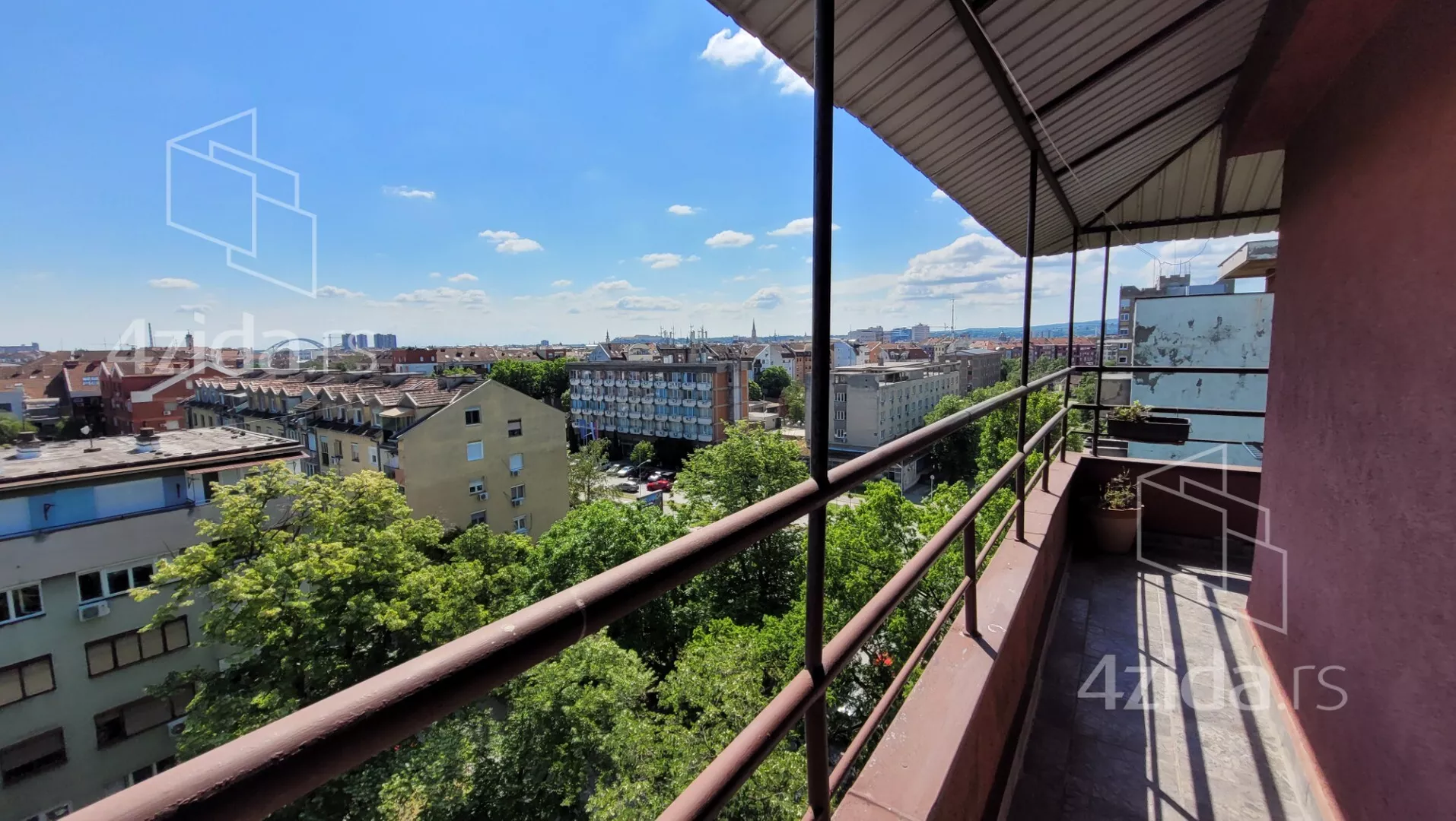 Četvorosoban stan | 4zida